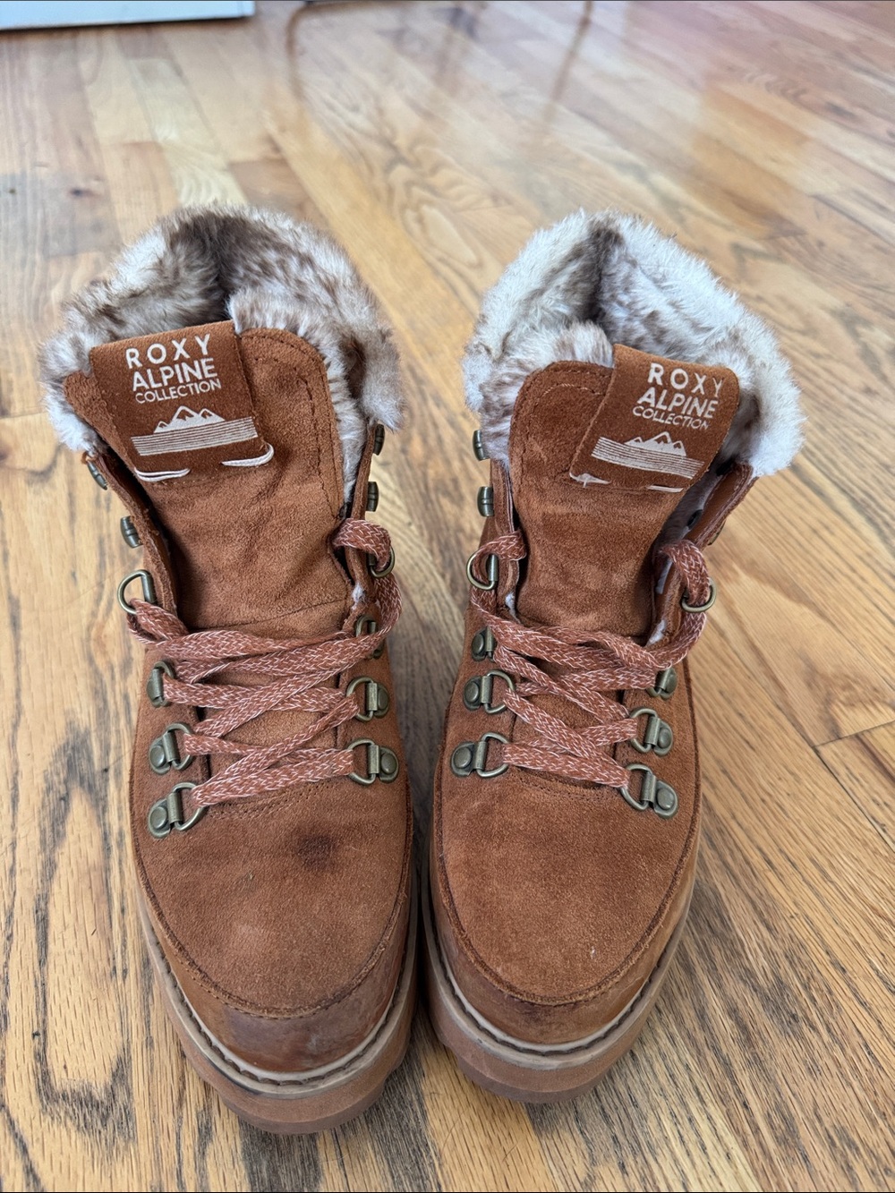 Roxy Brown Suede Faux-Fur Lined Winter Lace-Up Boots